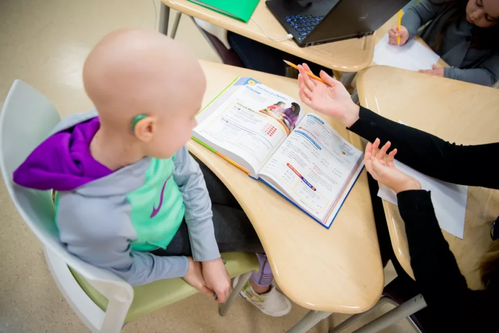 Ampliando los Recursos de Educación para Pacientes sobre el Cáncer Infantil: Una Prioridad Vital