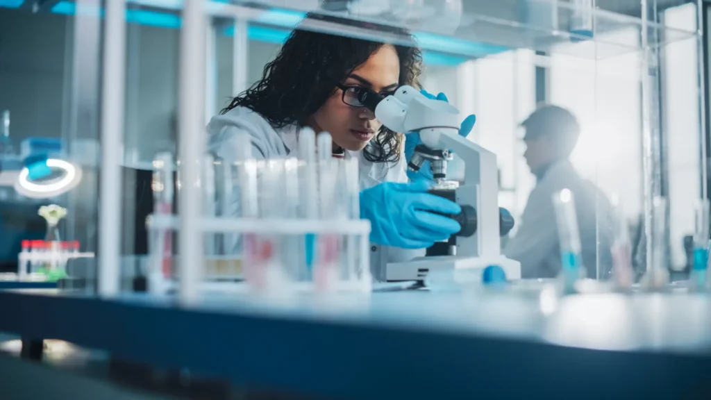 Inteligencia Artificial revoluciona la inmunoterapia contra el cáncer